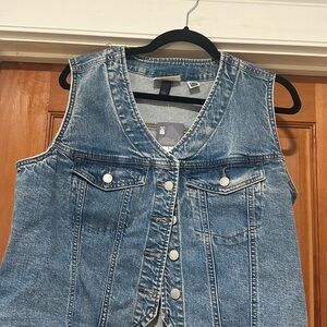 Universal Thread Blue Denim Vest